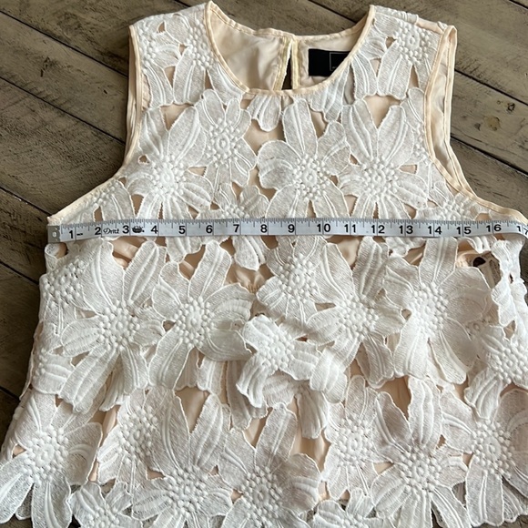 Dolce Vita Lace Top Size S - Picture 9 of 10